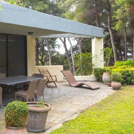 Araucaria Shared Pool Villa,sani *