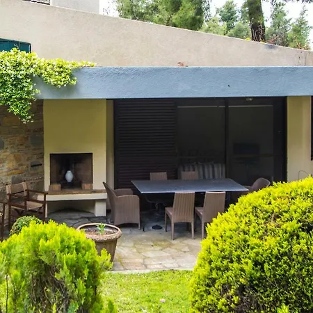 Villa Araucaria Shared Pool Villa,sani *